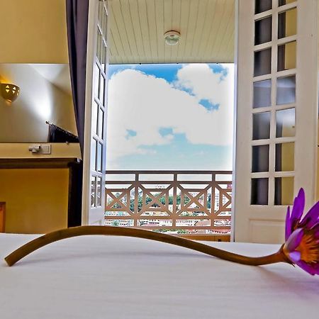 Le Lotus Bleu Hotel Antananarivo Kamer foto