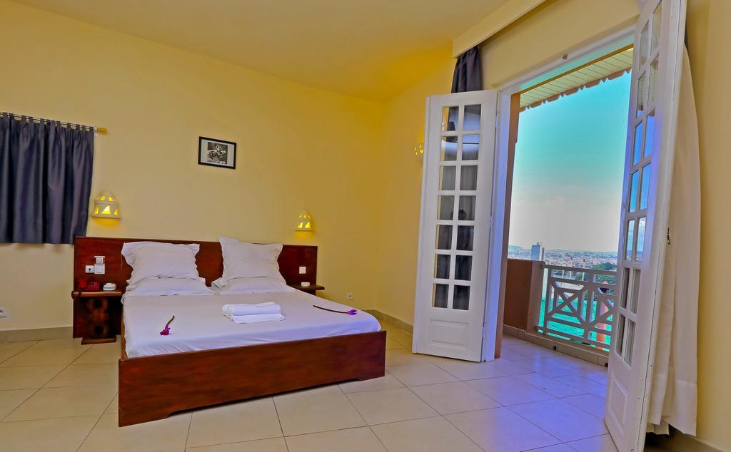 Le Lotus Bleu Hotel Antananarivo Kamer foto