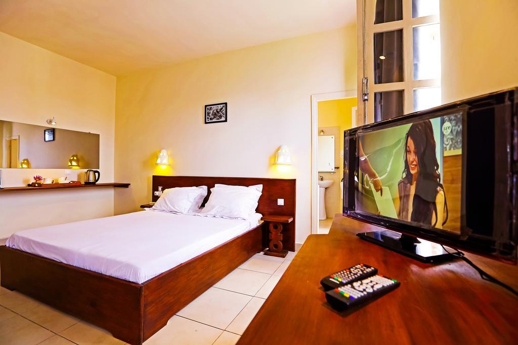 Le Lotus Bleu Hotel Antananarivo Kamer foto