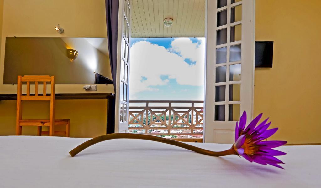 Le Lotus Bleu Hotel Antananarivo Kamer foto