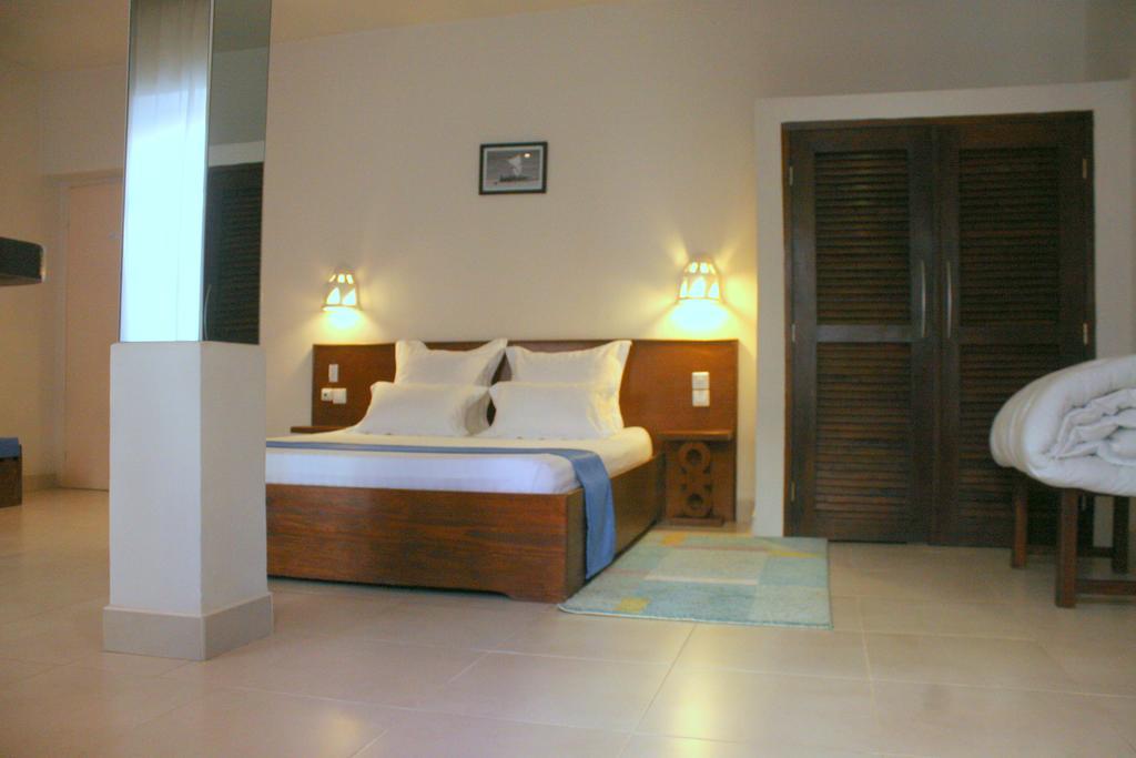 Le Lotus Bleu Hotel Antananarivo Buitenkant foto