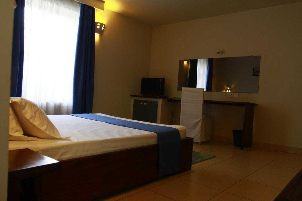 Le Lotus Bleu Hotel Antananarivo Buitenkant foto