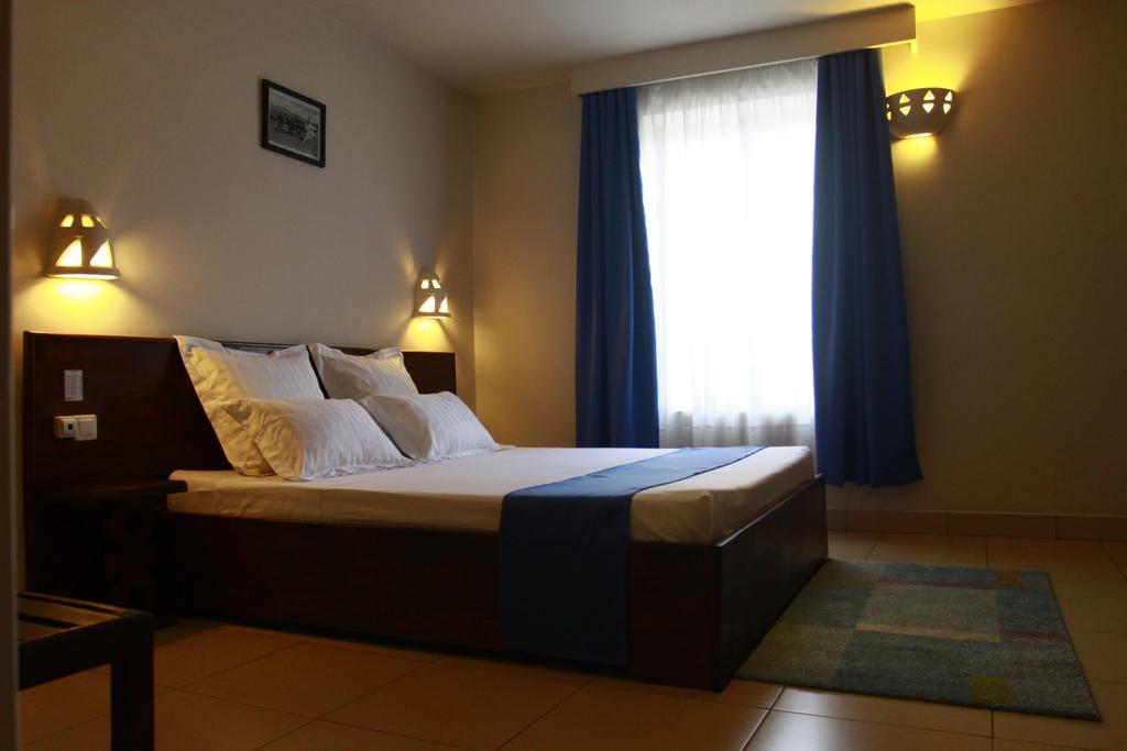Le Lotus Bleu Hotel Antananarivo Buitenkant foto