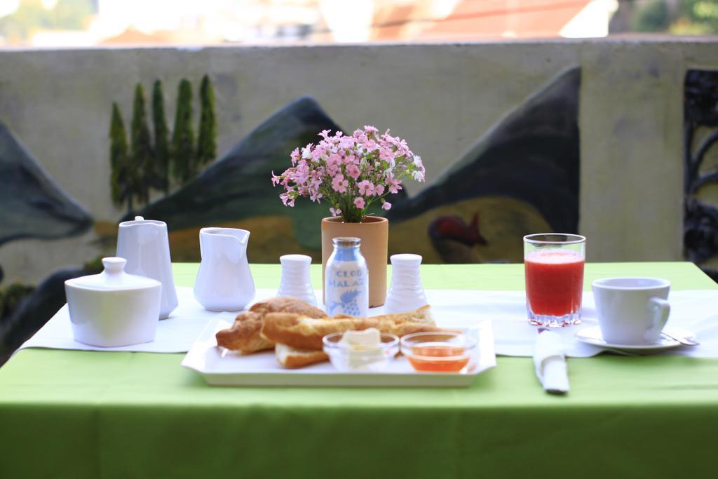 Le Lotus Bleu Hotel Antananarivo Buitenkant foto