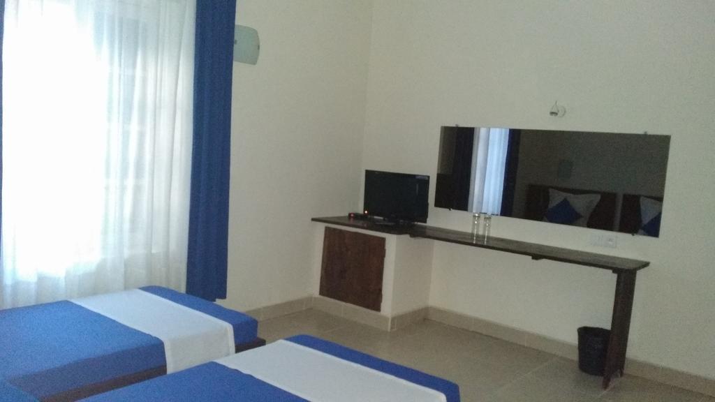 Le Lotus Bleu Hotel Antananarivo Buitenkant foto